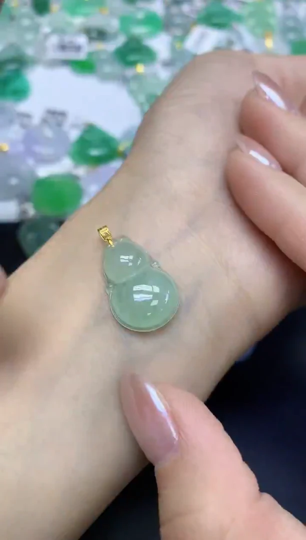 颈饰18K金镶嵌翡翠天然缅甸翡翠A货百元以上9元证书费自理