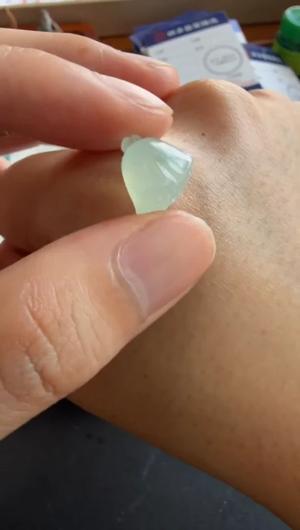 未镶嵌定制翡翠莲蓬