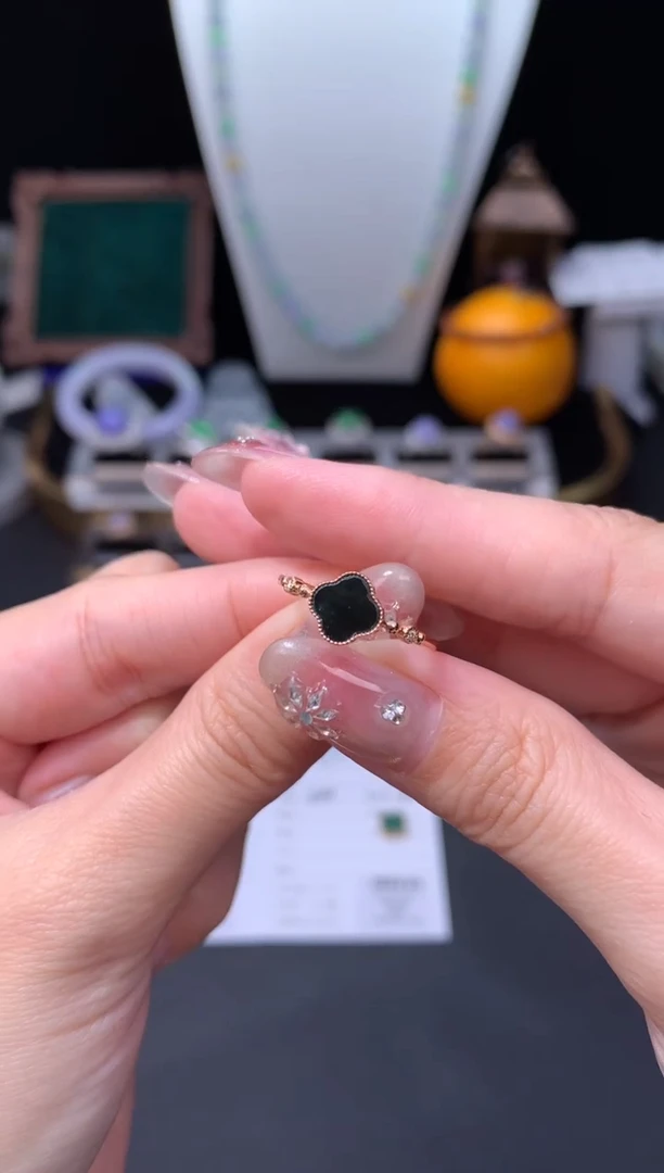 18K金镶嵌定制翡翠48小时鉴赏期 退货不扣服务费