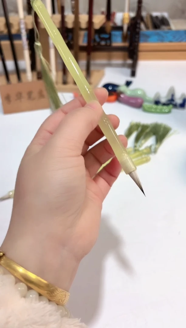 荧光流苏 七紫三羊小楷毛笔1支