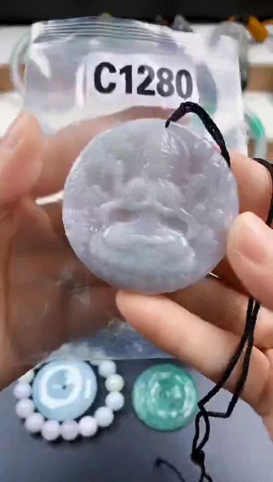 颈饰未镶嵌翡翠天然翡翠吊坠挂件