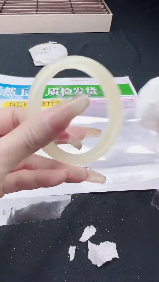 未镶嵌手镯石英质玉晴水圈口60