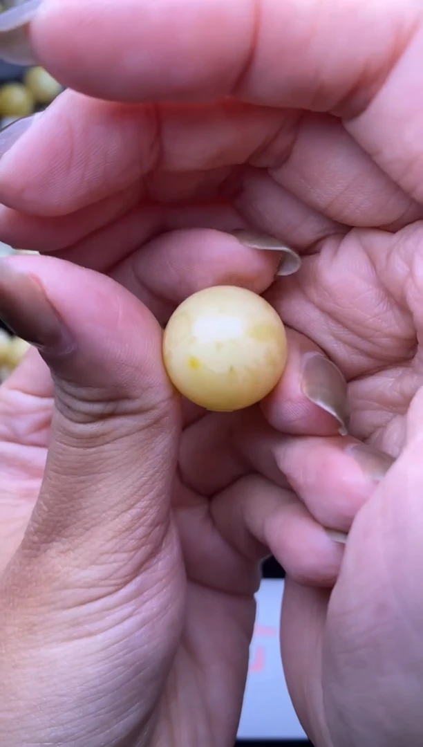 裸石琥珀未镶嵌大小姐珠宝73