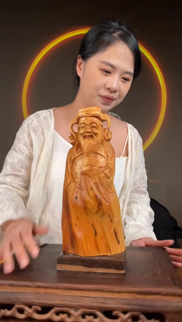 【闪购商品】柏木（崖柏）手工摆件,先抢先得!