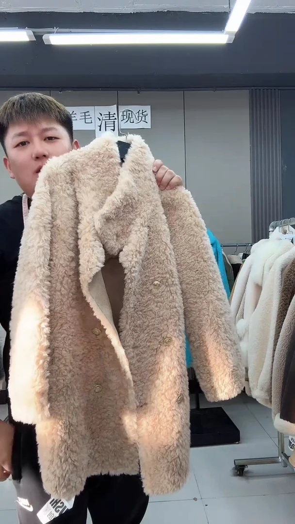 冬季女士100%羊毛外套福利款011