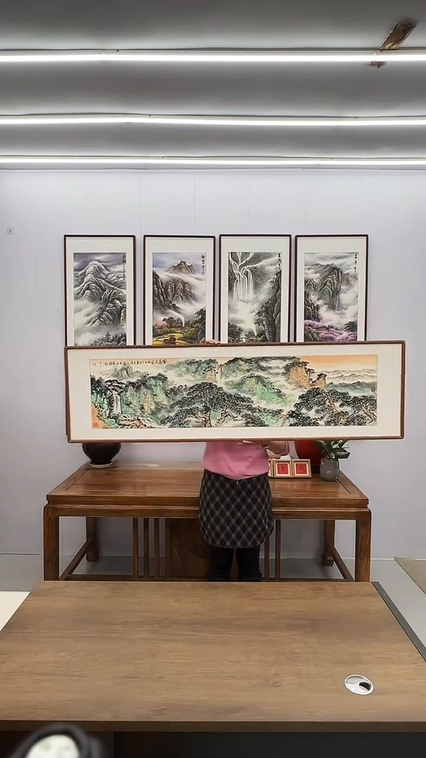 国画隗寿群 160*45 泰山