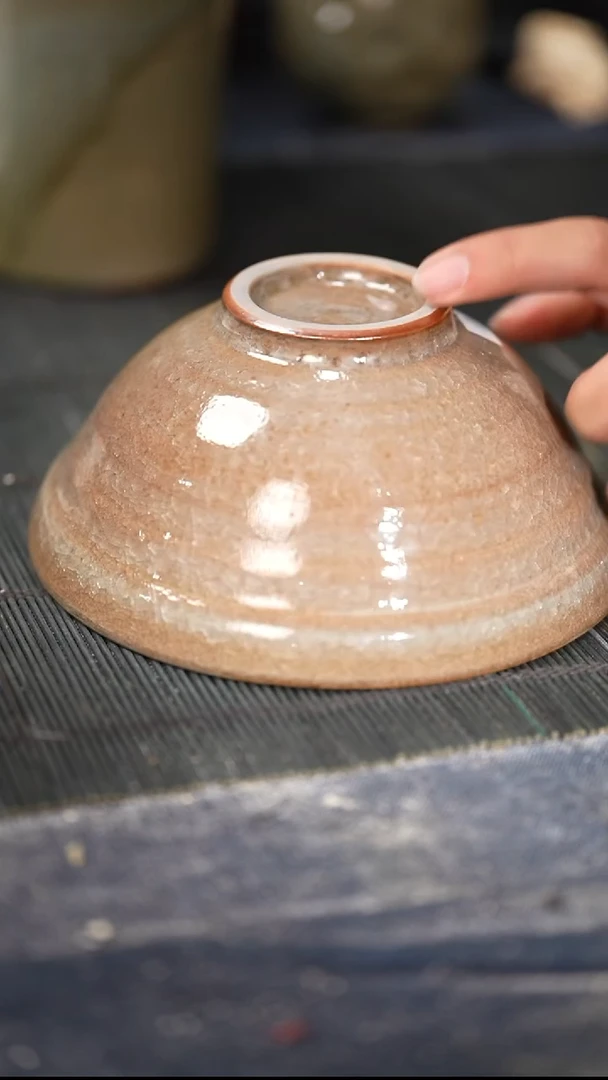 浪鬼家釉绘柴烧碗