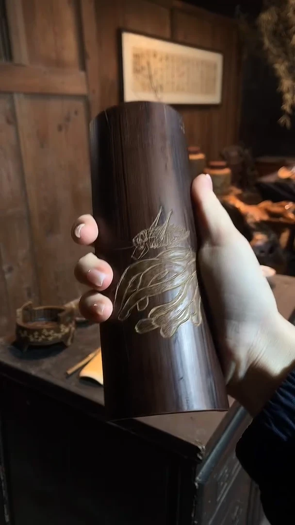 精雕佛手蚂蚱茶则....