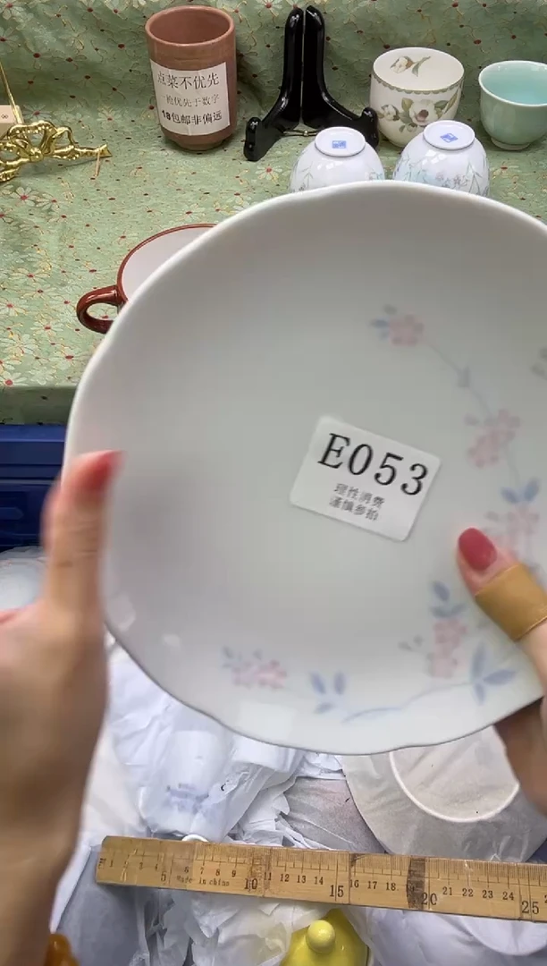 瓷片梦*人       E053