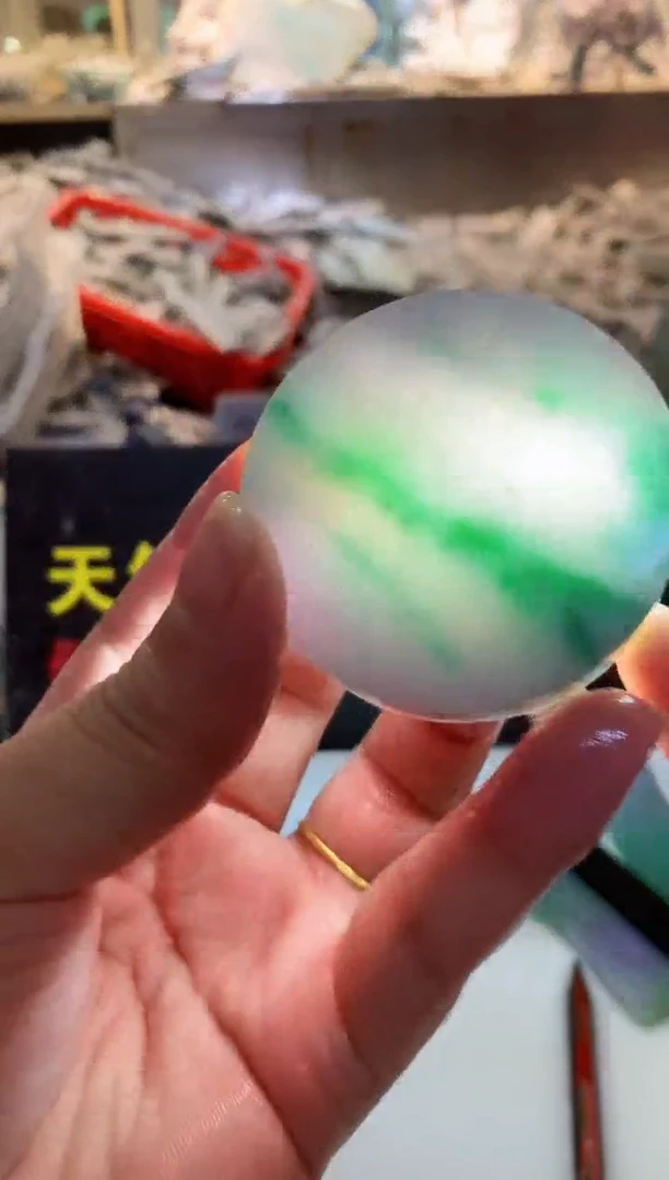 裸石翡翠0朱0翡翠珠宝388