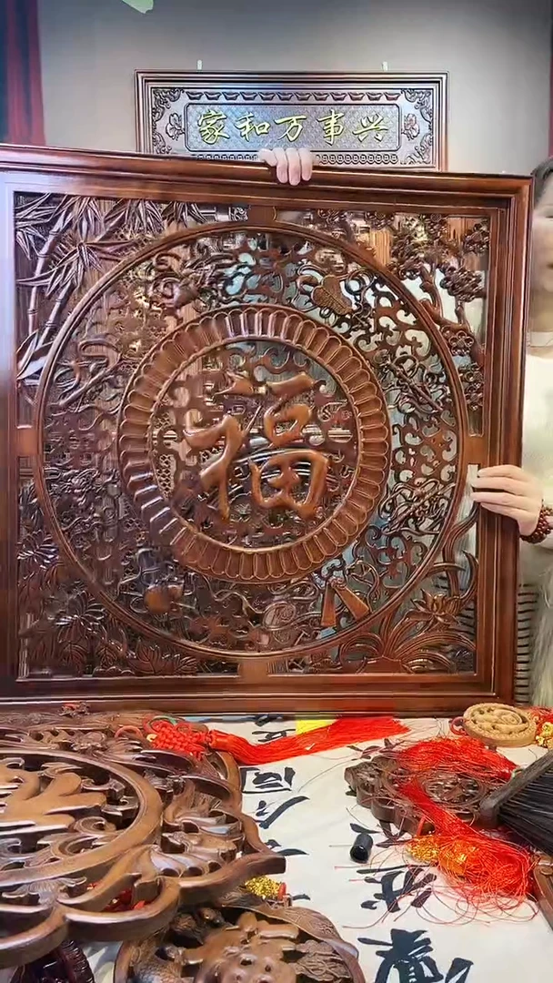 【闪购商品】香樟木木雕80公分正方形梅兰竹菊四季福