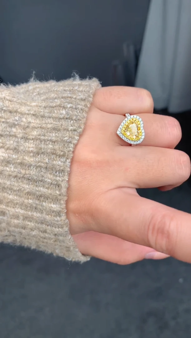 【闪购商品】钻石戒指/指环18K金镶嵌1.5ct黄钻戒指