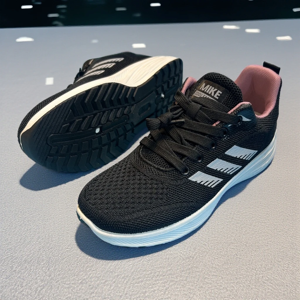 老北京布鞋女春秋透气单鞋妈妈鞋中老年休闲运动防滑软底黑布鞋女