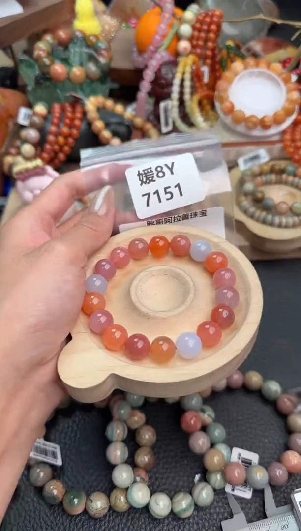 【闪购商品】石英质玉手链未镶嵌8Y7151