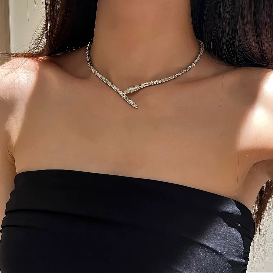 QANNA【满钻蛇形】18K金豪华晚宴款鳞片灵蛇蛇骨钻石项链AY