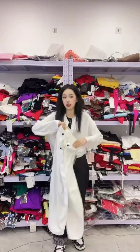 闪电购精品女装福利 214S