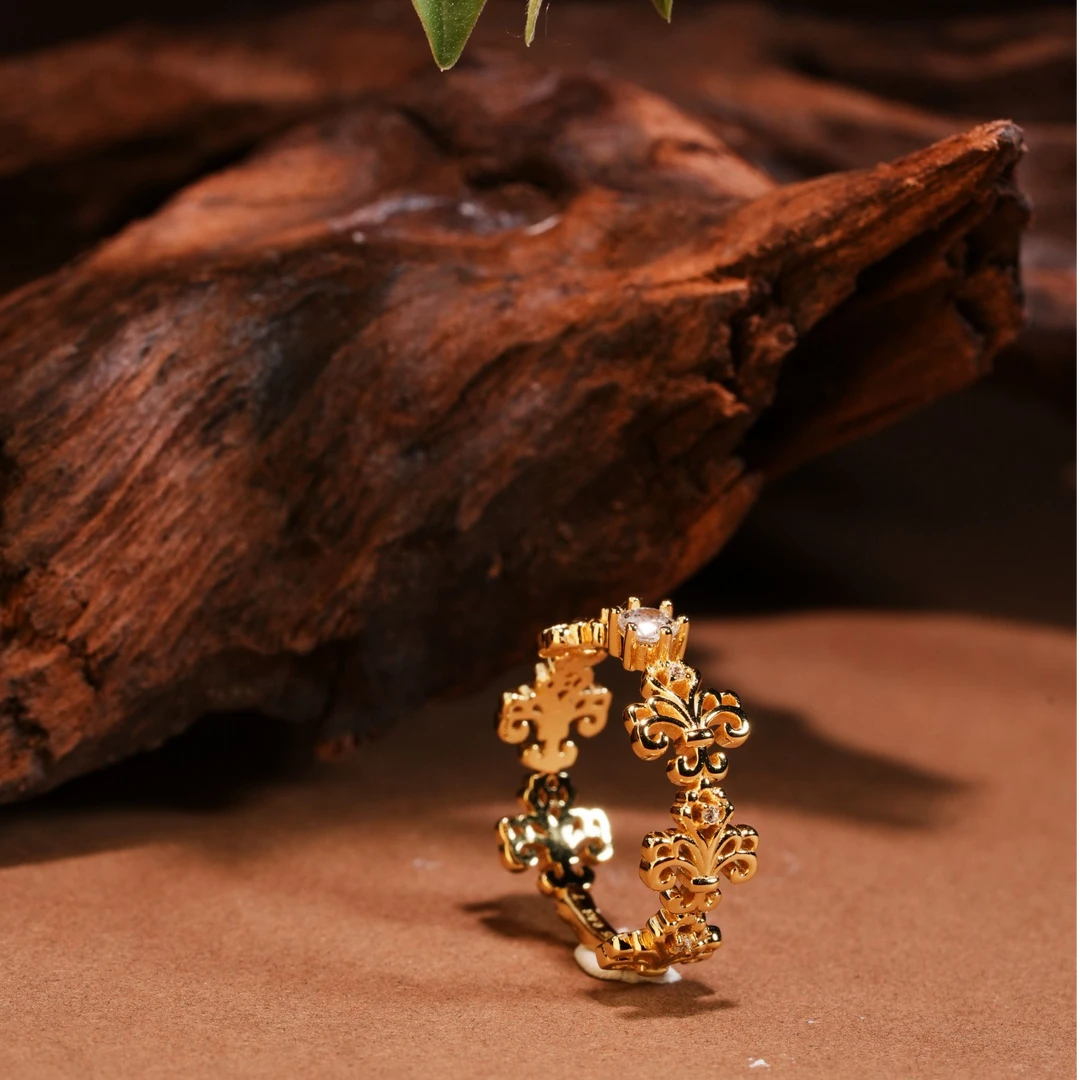 925银合成锆石戒指 镂空鸢尾花925纯银戒指-G1048