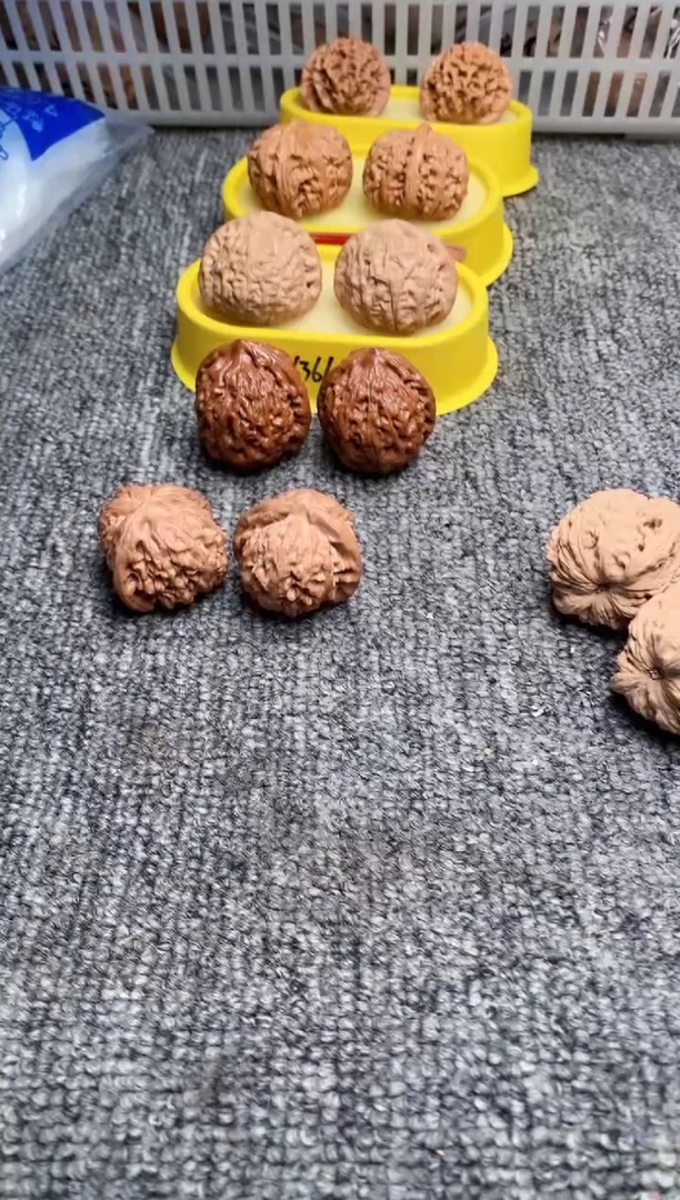 文玩核桃吊坠宫灯