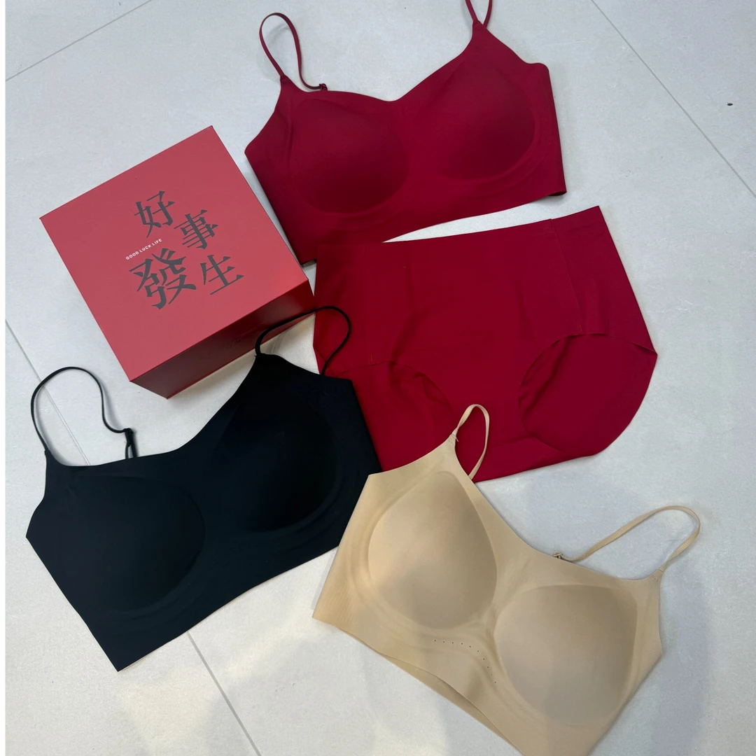 【摩姐姐欧韩】新年短裤美背礼盒套装