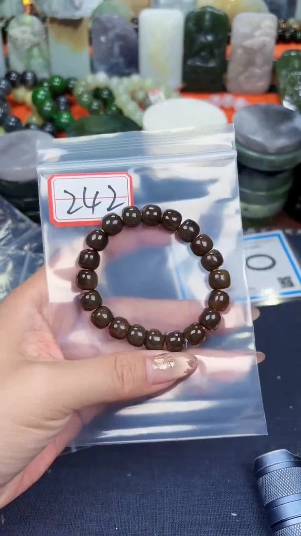 颈饰未镶嵌和田玉和田玉