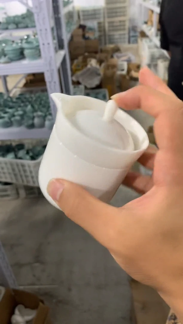 茶壶、盖碗、主人杯、客杯（轻轻微瑕介意勿拍）
