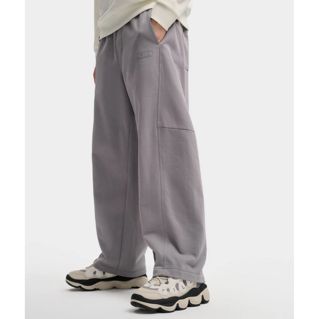 Fila/斐乐男士【柔心纱】秋冬新款潮流舒适户外针织长裤F11M549604F