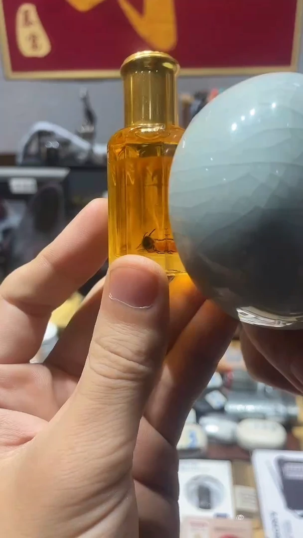 瓷片闪购商品 如图所示