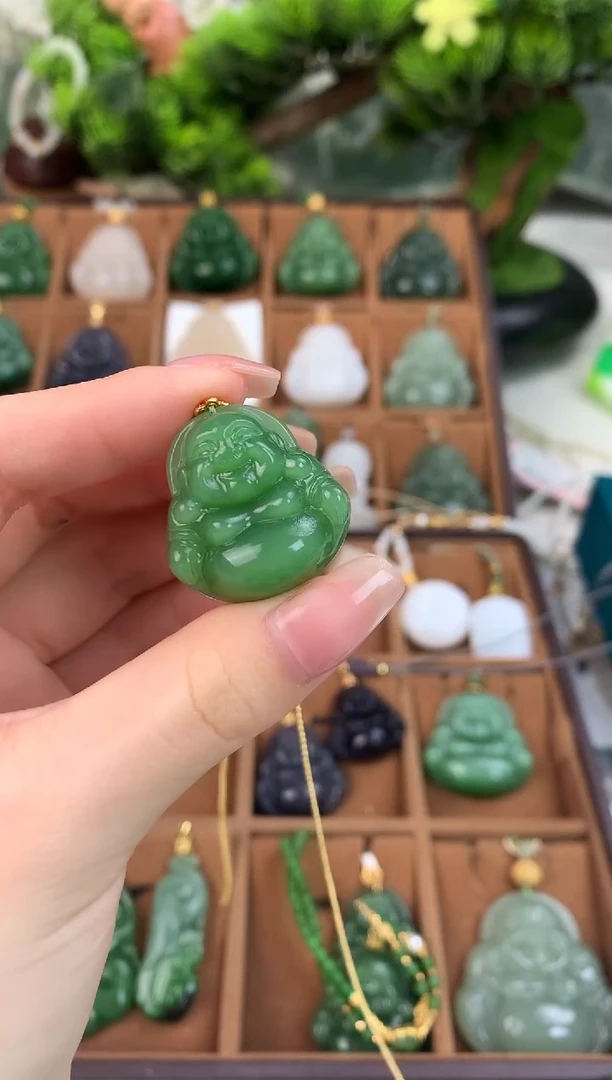 颈饰未镶嵌和田玉吊坠30mm