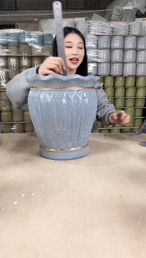 【闪购商品】陶瓷荷口加高灰点中号25x28