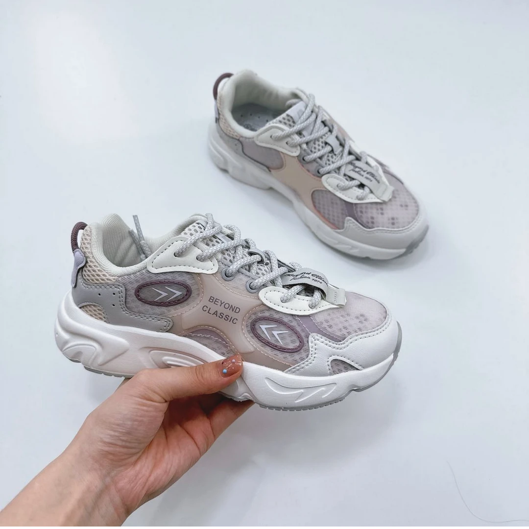 70033高端专享四季款舒适运动鞋米白/卡其（成人运动鞋）