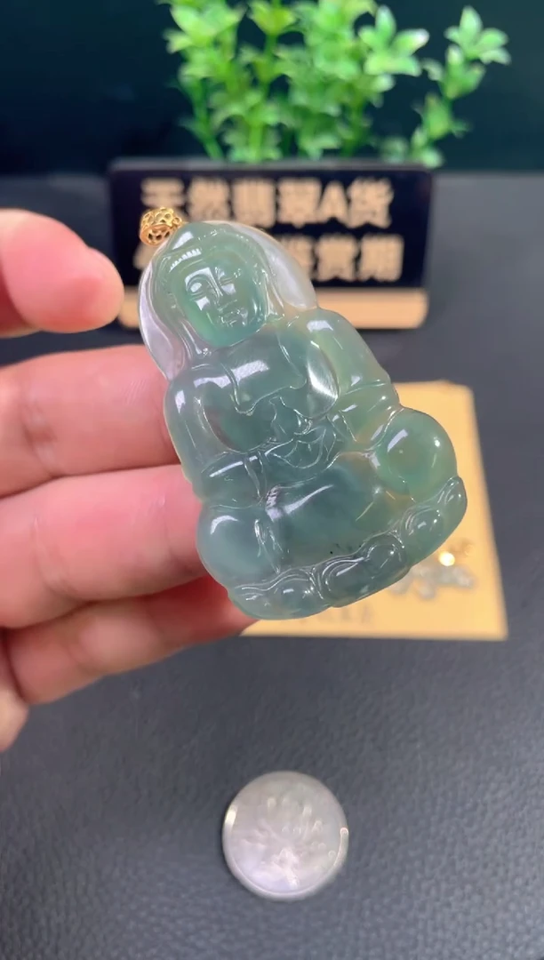 颈饰18K金镶嵌翡翠翡翠