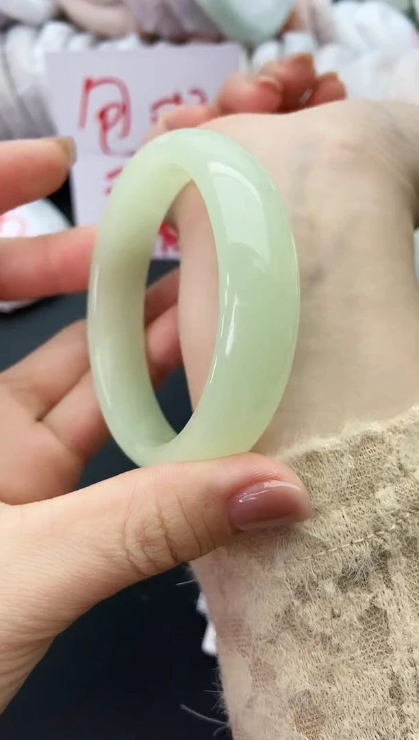 未镶嵌手镯石英质玉K59-59-60