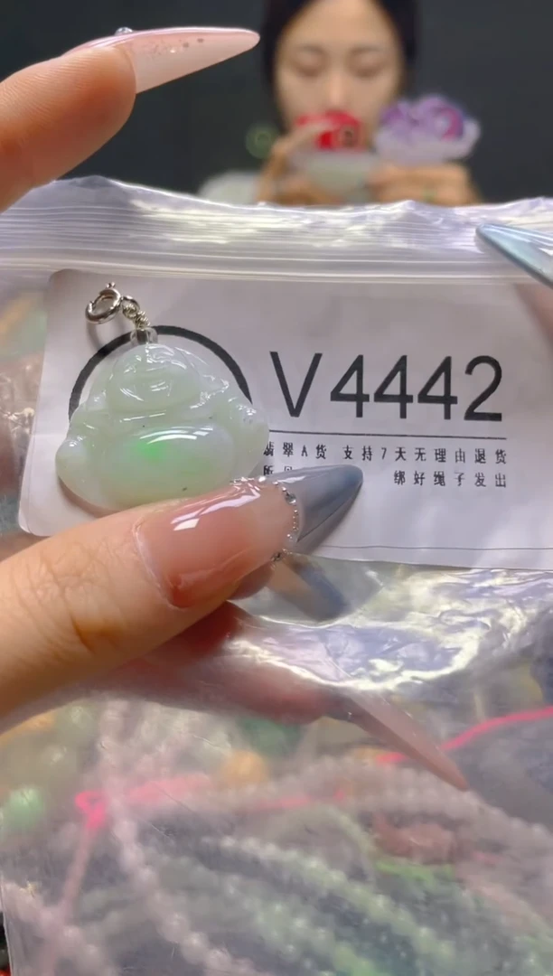 颈饰未镶嵌翡翠/V/翡翠A货，一件也是批发价