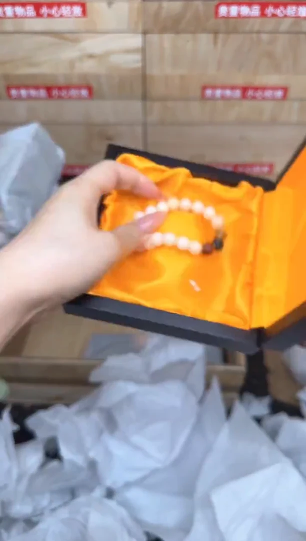 商品白玉菩提三色顶珠@@sp012