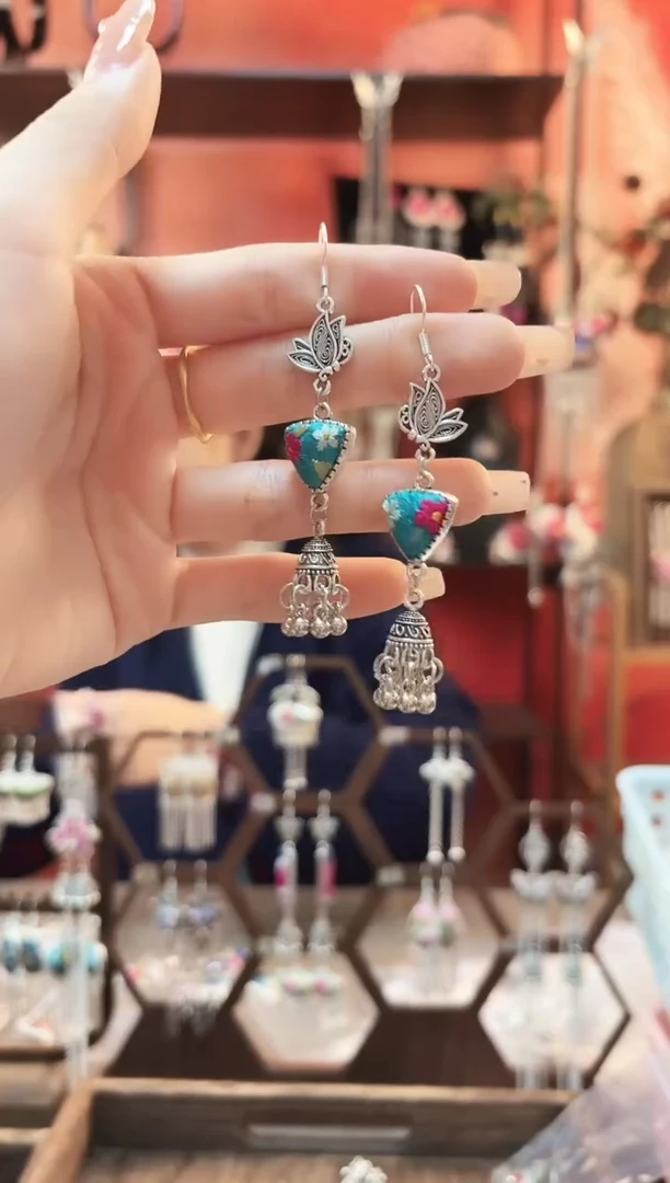 织绣云织谣民族风精美饰品   232