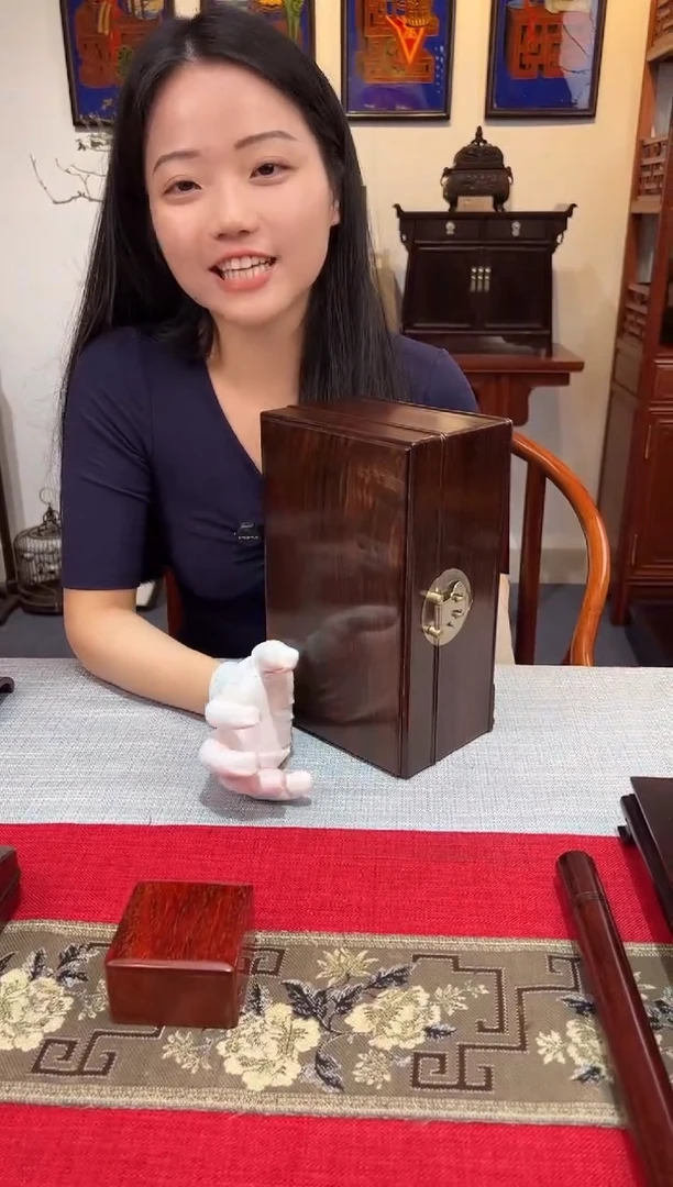 红酸枝木类成套家具藏宝盒  首饰盒