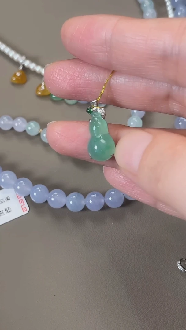 翡翠18K金镶嵌吊坠(不含链)天然缅甸翡翠吊坠