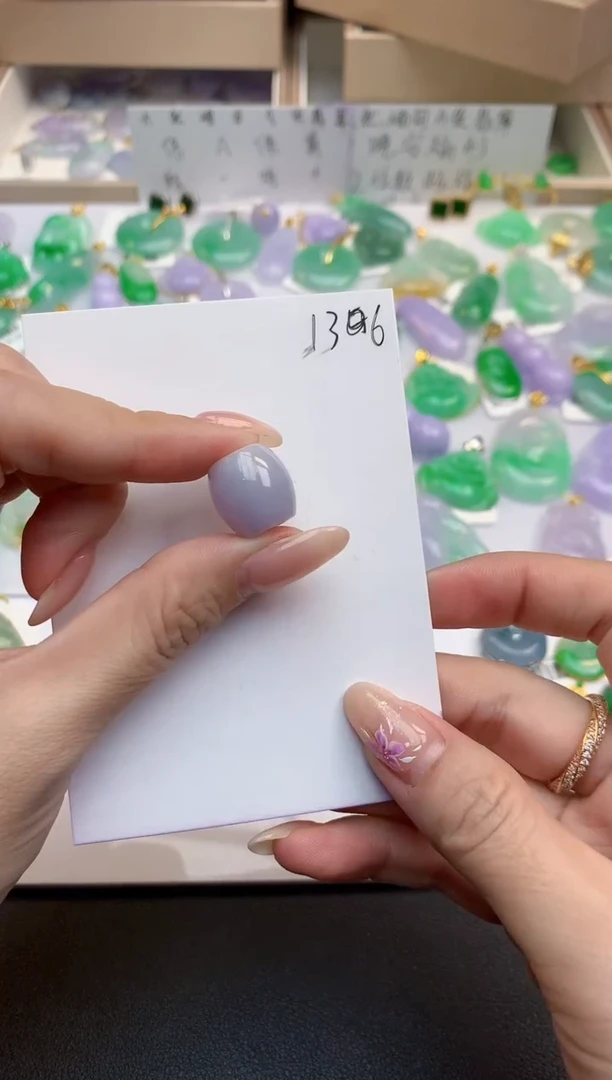 颈饰未镶嵌翡翠天然缅甸A货翡翠