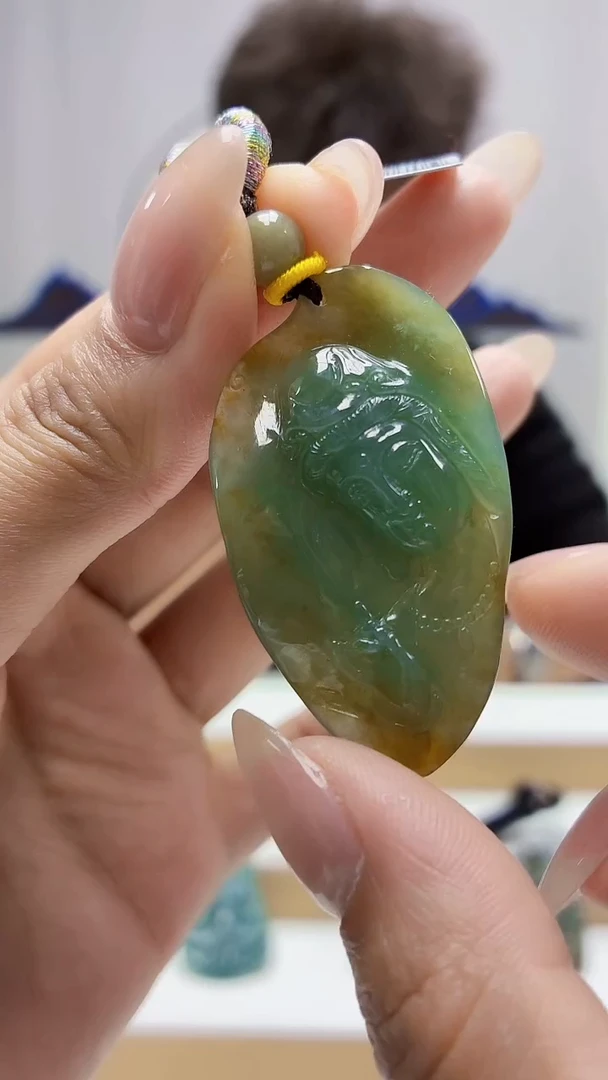 未镶嵌定制翡翠4688MM-毛货挂件16