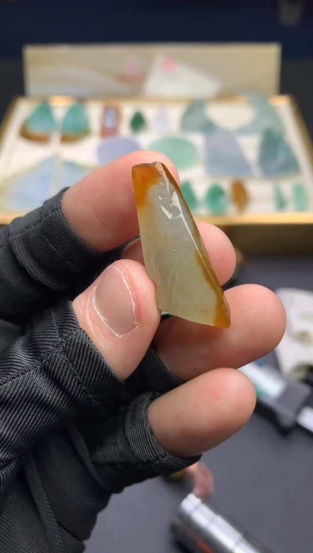 【闪购商品】定制翡翠未镶嵌