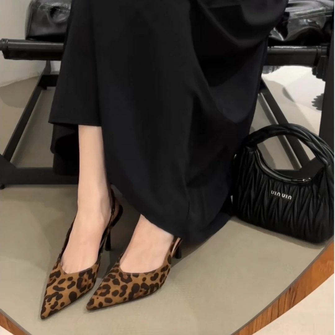 王小晓新品！法式尖头豹纹高跟鞋包头凉鞋绒面春夏新品单鞋仙女风