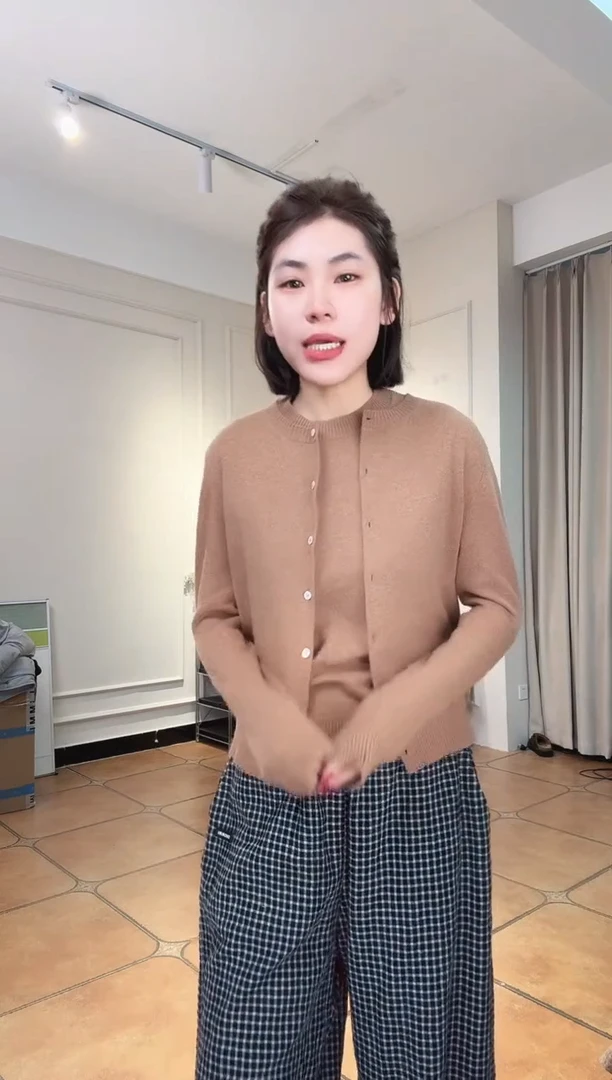 m**o设计师品牌格子裤