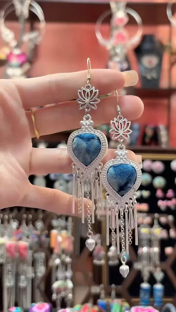 织绣 云织谣民族风精美饰品   140***