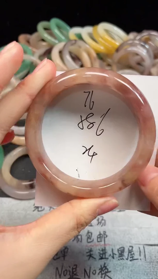 未镶嵌手镯石英质玉76