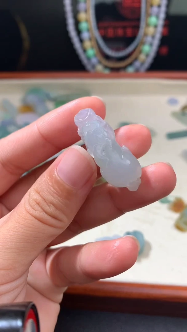 未镶嵌定制翡翠