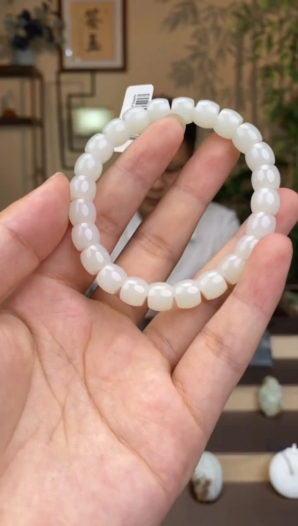 和田玉未镶嵌吊坠(不含链)1