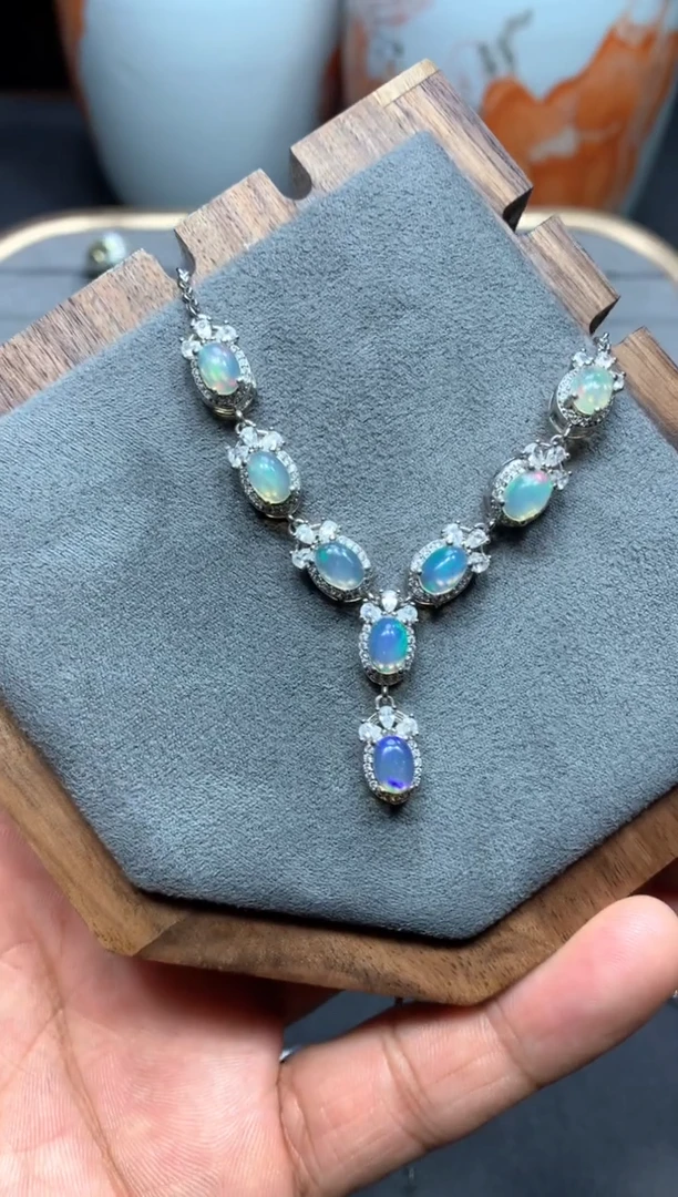 【闪购商品】欧泊颈饰未镶嵌W28（随机性发货只发一单）