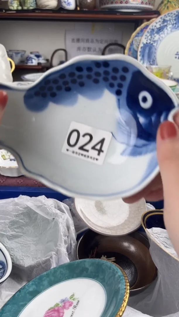 瓷片024................