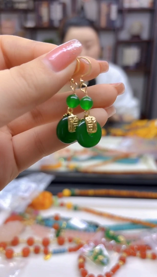 【闪购商品】翡翠耳饰14K金镶嵌耳坠E717