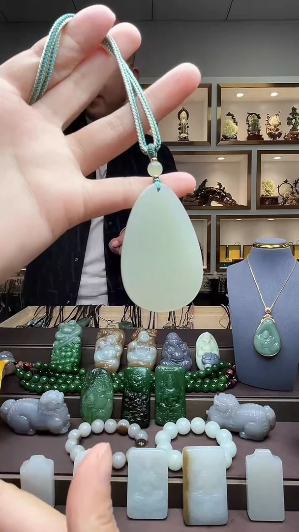 【闪购商品】和田玉挂件未镶嵌苏